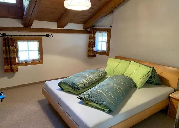 Jalet Apartamento Tschierv